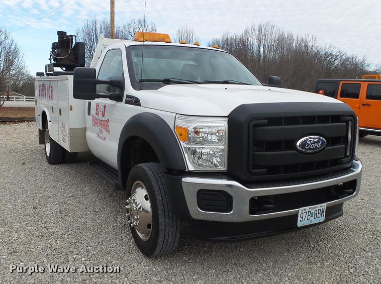 image for item DB7332 2011 Ford F550 service truck