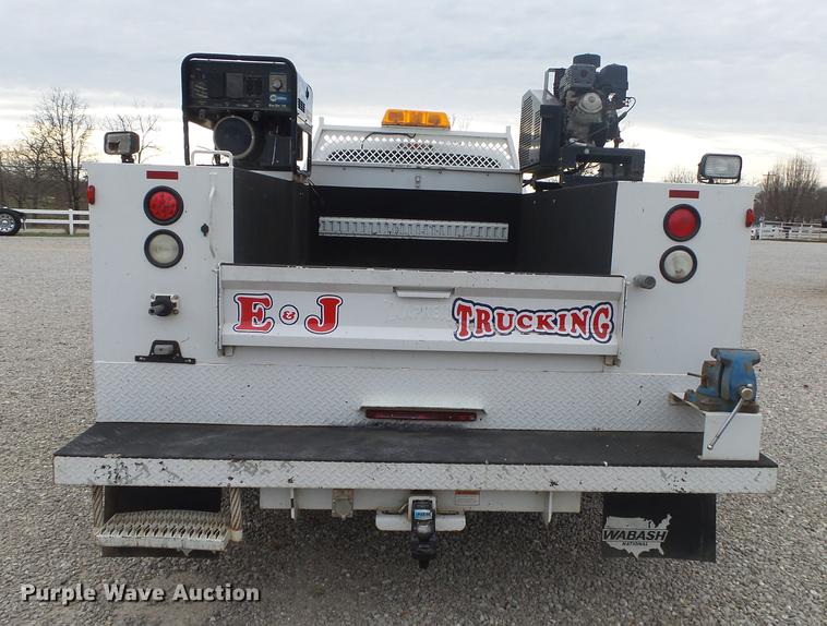 image for item DB7332 2011 Ford F550 service truck