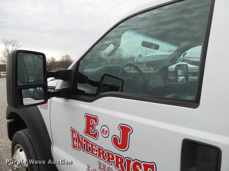 image for item DB7332 2011 Ford F550 service truck