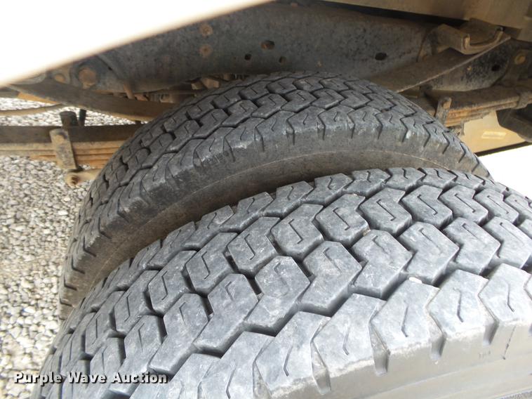 image for item DB7332 2011 Ford F550 service truck