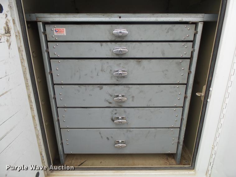 image for item DB7332 2011 Ford F550 service truck