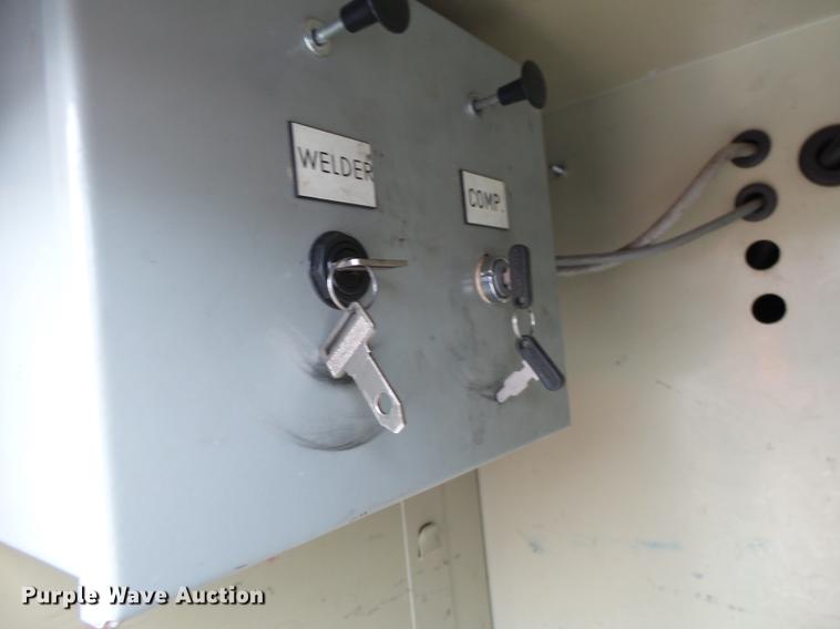 image for item DB7332 2011 Ford F550 service truck