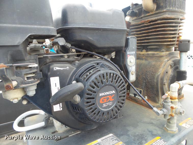 image for item DB7332 2011 Ford F550 service truck