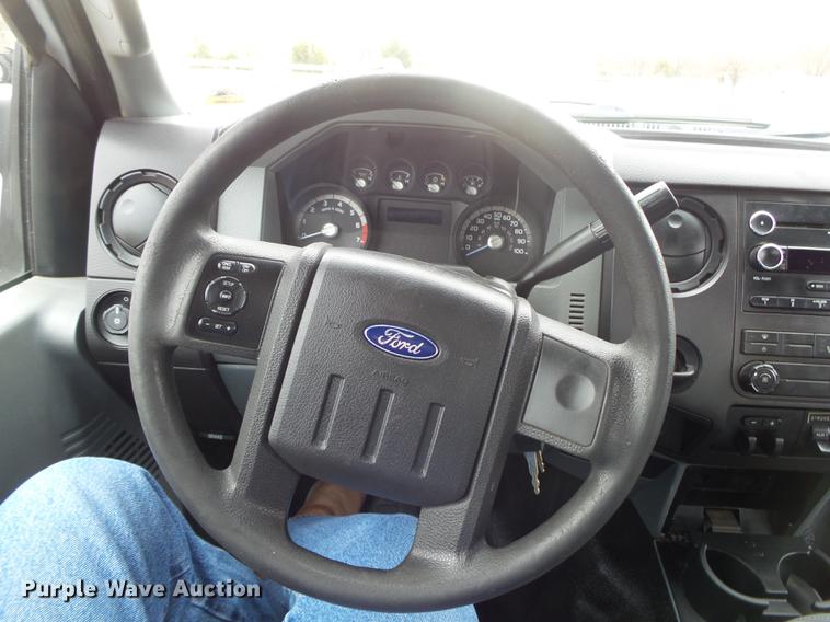 image for item DB7332 2011 Ford F550 service truck