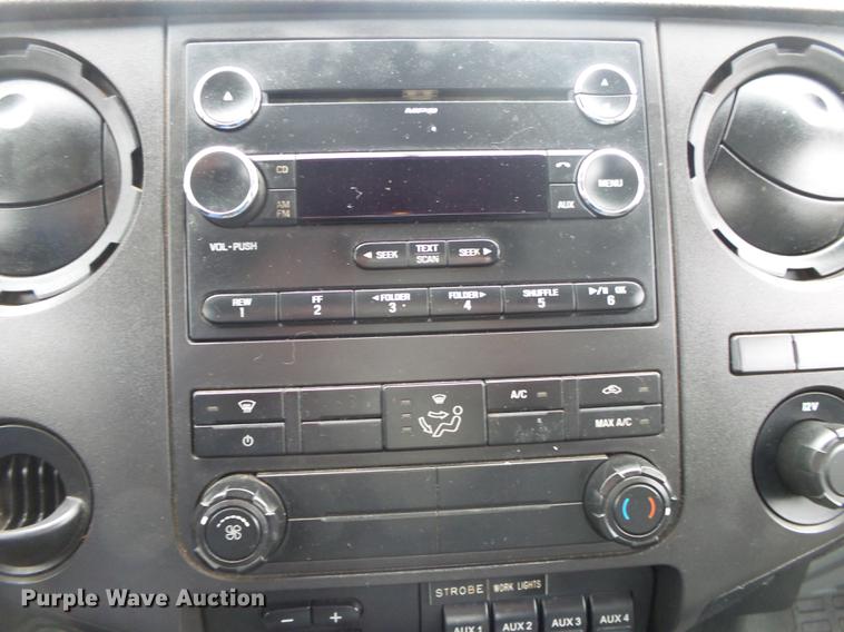 image for item DB7332 2011 Ford F550 service truck