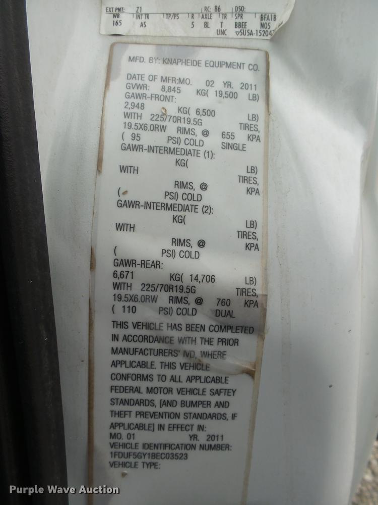 image for item DB7332 2011 Ford F550 service truck