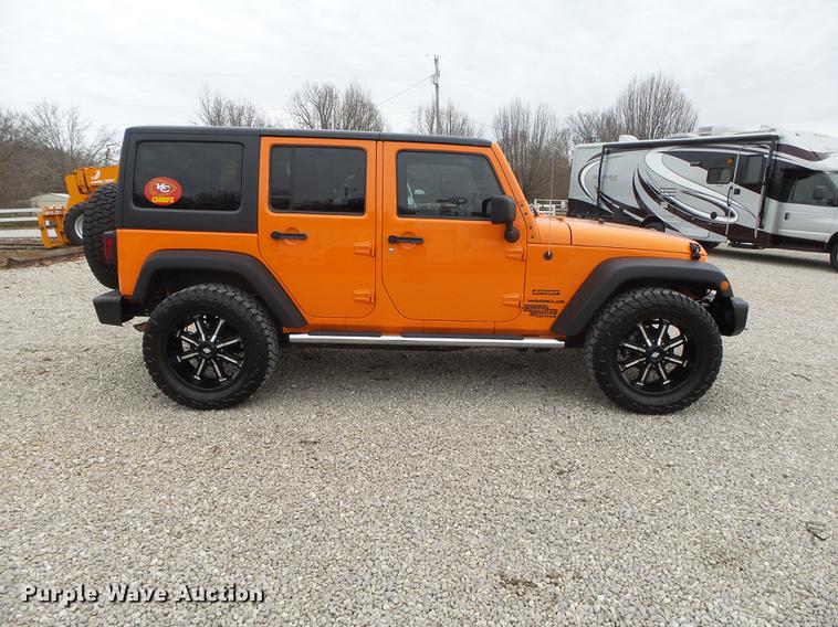 image for item DB7333 2012 Jeep Wrangler Sport SUV