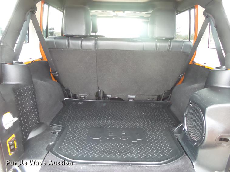 image for item DB7333 2012 Jeep Wrangler Sport SUV