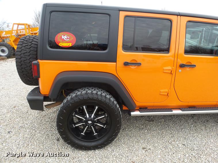 image for item DB7333 2012 Jeep Wrangler Sport SUV