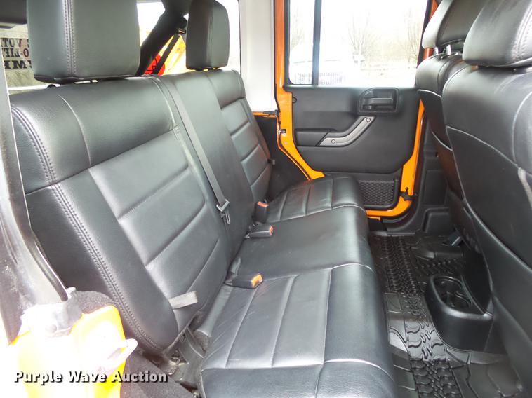 image for item DB7333 2012 Jeep Wrangler Sport SUV