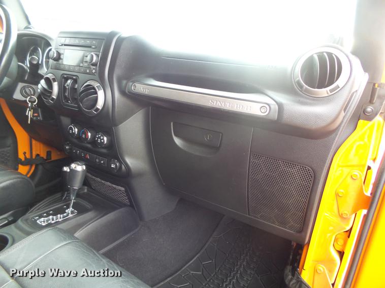 image for item DB7333 2012 Jeep Wrangler Sport SUV