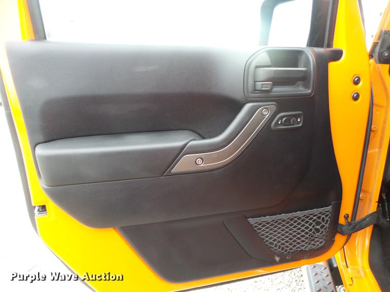 image for item DB7333 2012 Jeep Wrangler Sport SUV