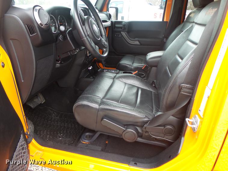 image for item DB7333 2012 Jeep Wrangler Sport SUV