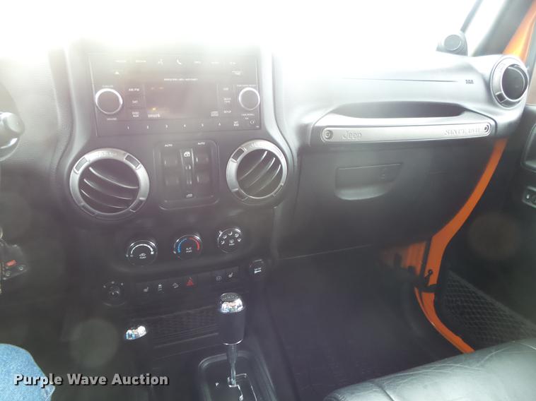 image for item DB7333 2012 Jeep Wrangler Sport SUV