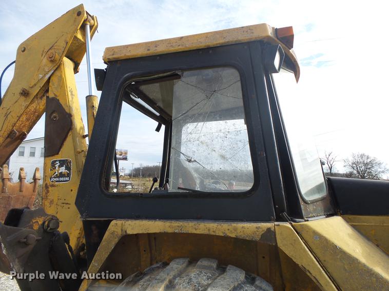 image for item DB7334 1986 John Deere 410C backhoe
