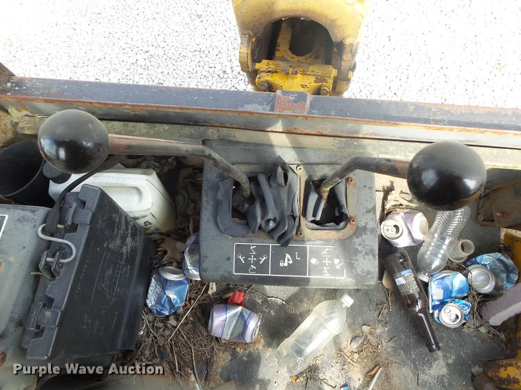 image for item DB7334 1986 John Deere 410C backhoe