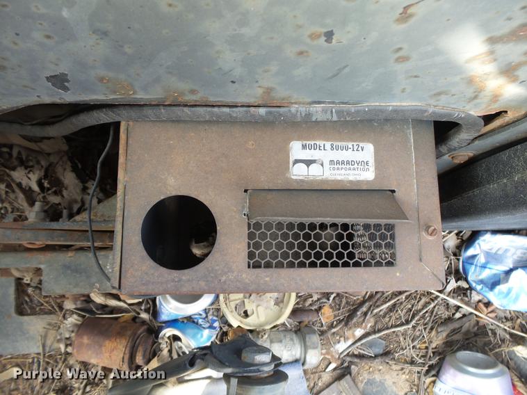 image for item DB7334 1986 John Deere 410C backhoe