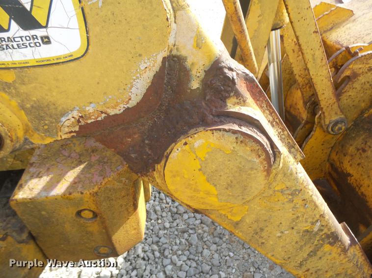 image for item DB7334 1986 John Deere 410C backhoe