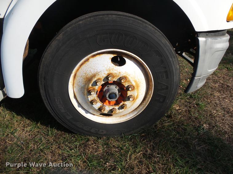 image for item DB7335 2004 Sterling 9500 semi truck