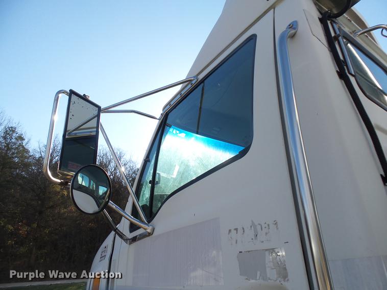 image for item DB7335 2004 Sterling 9500 semi truck