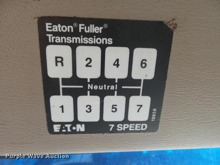 image for item DB7335 2004 Sterling 9500 semi truck