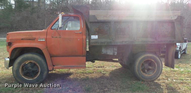 image for item DB7336 1976 GMC 6500 dump truck