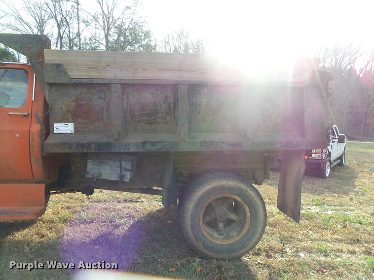 image for item DB7336 1976 GMC 6500 dump truck