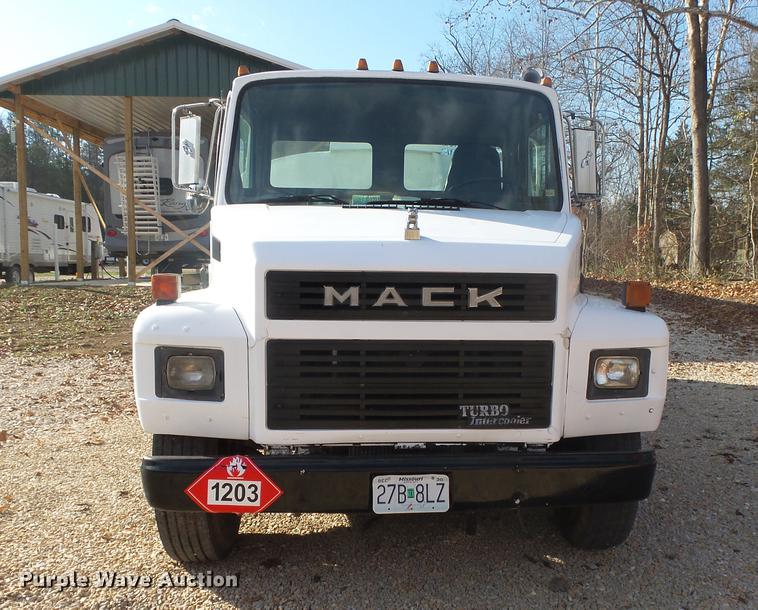 image for item DB7337 1993 Mack CS300P Midliner fuel truck