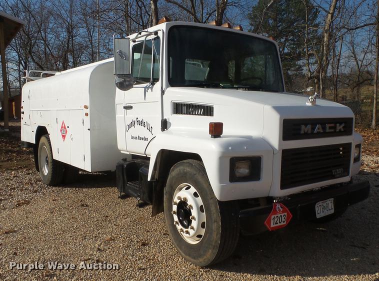 image for item DB7337 1993 Mack CS300P Midliner fuel truck