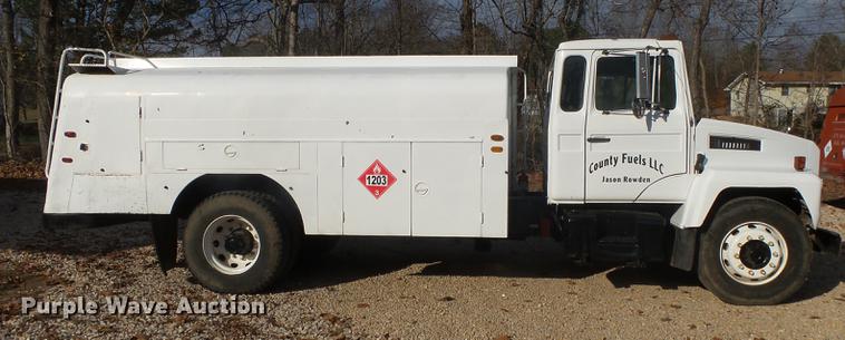 image for item DB7337 1993 Mack CS300P Midliner fuel truck