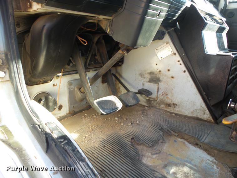 image for item DB7337 1993 Mack CS300P Midliner fuel truck