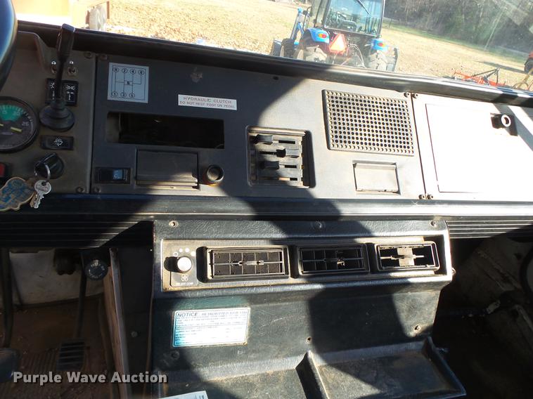 image for item DB7337 1993 Mack CS300P Midliner fuel truck