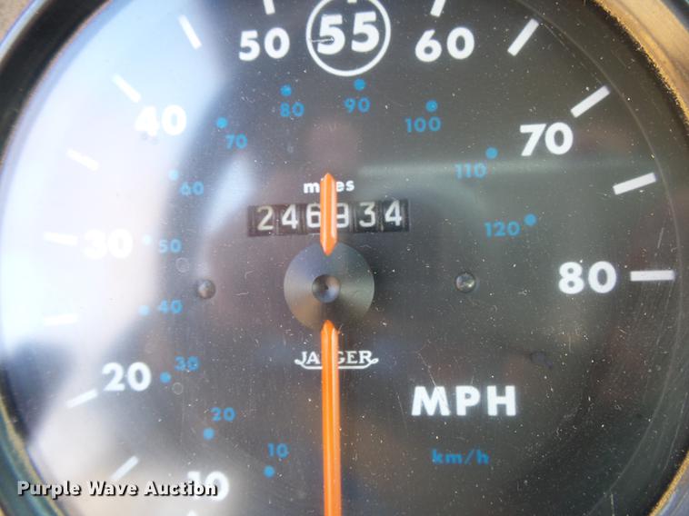 image for item DB7337 1993 Mack CS300P Midliner fuel truck