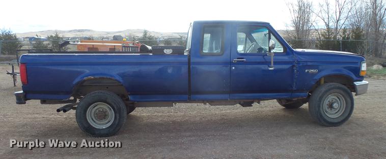 image for item DB8030 1997 Ford F250 SuperCab pickup truck