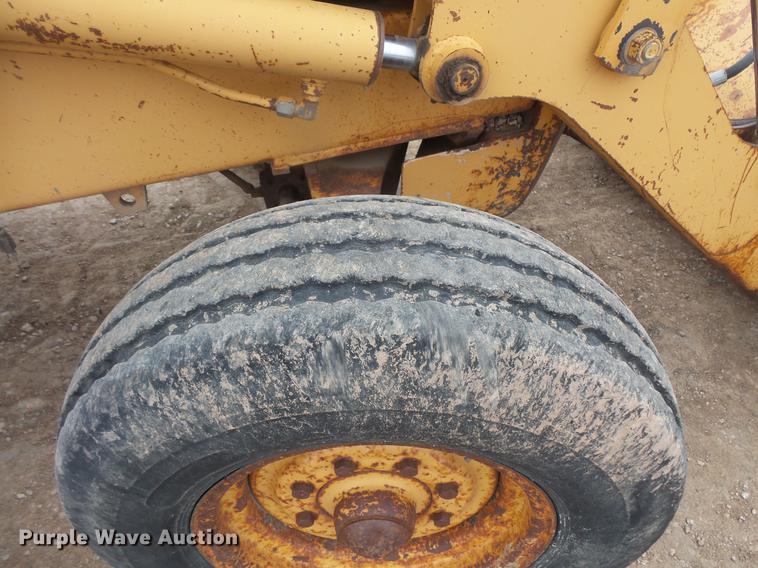 image for item DB8031 1989 Case 580K backhoe