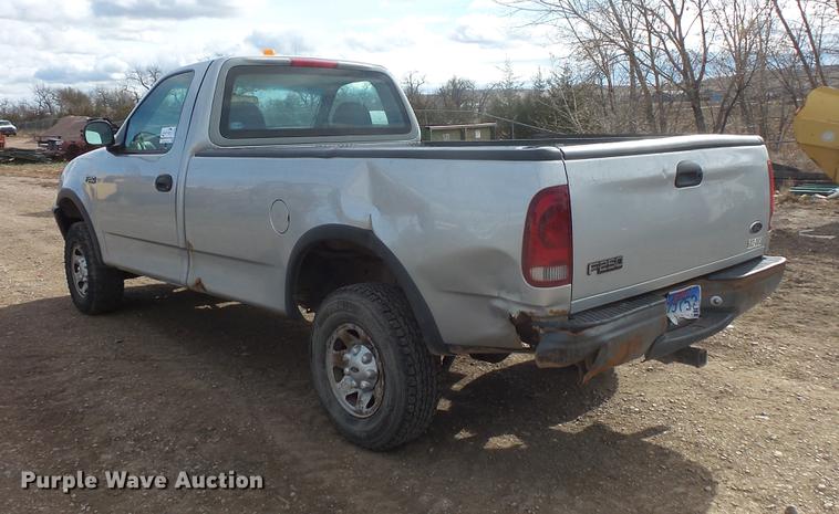 image for item DB8032 1998 Ford F250 pickup truck