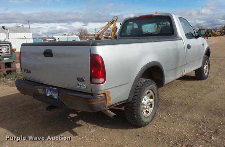 image for item DB8032 1998 Ford F250 pickup truck