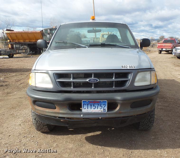 image for item DB8032 1998 Ford F250 pickup truck