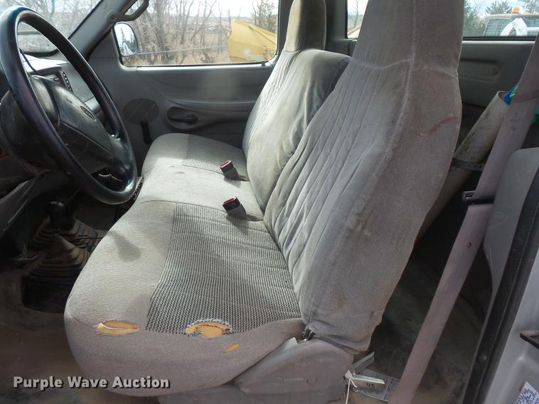 image for item DB8032 1998 Ford F250 pickup truck