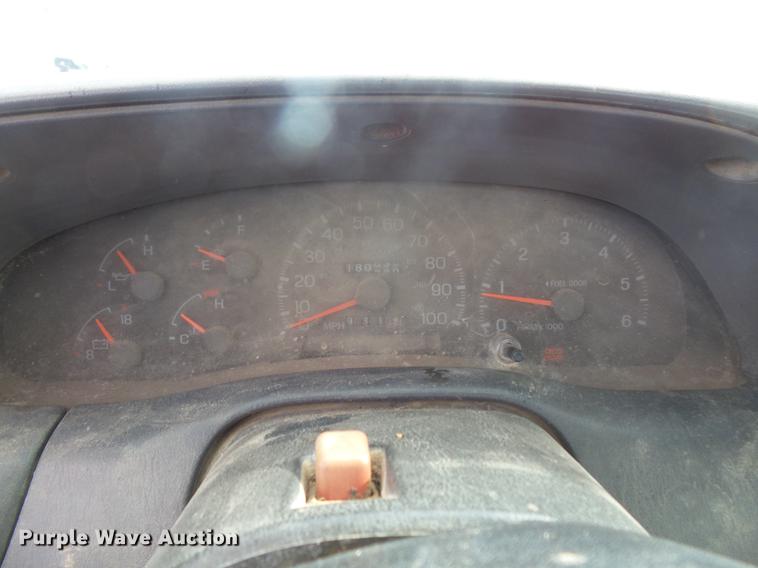 image for item DB8032 1998 Ford F250 pickup truck