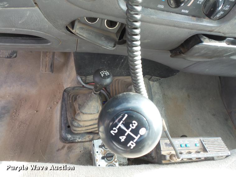 image for item DB8032 1998 Ford F250 pickup truck