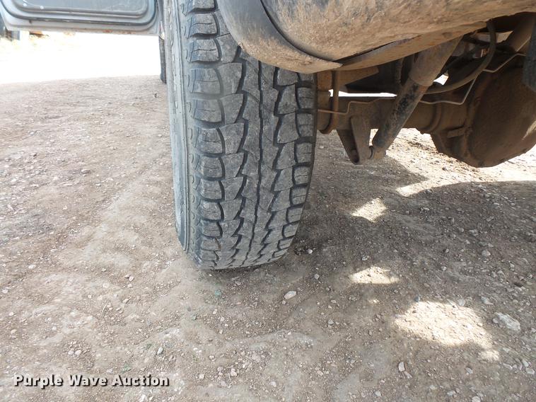 image for item DB8032 1998 Ford F250 pickup truck