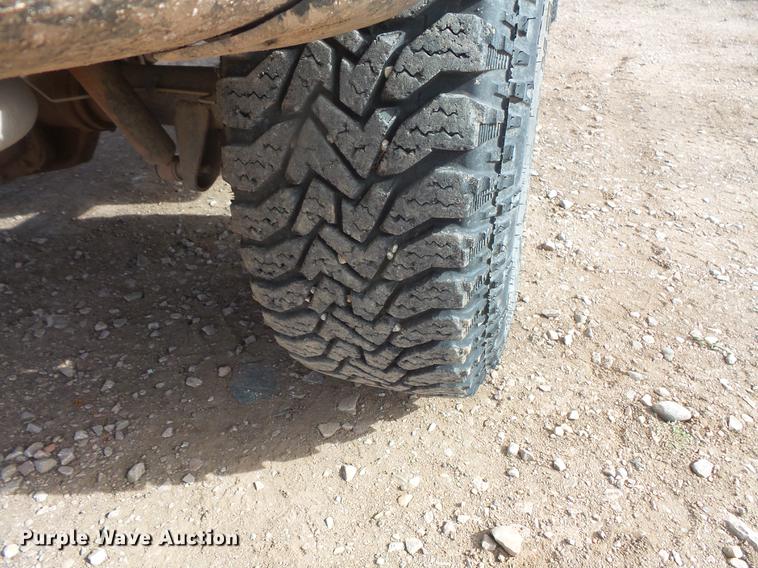 image for item DB8032 1998 Ford F250 pickup truck