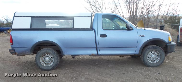 image for item DB8033 1997 Ford F150 pickup truck