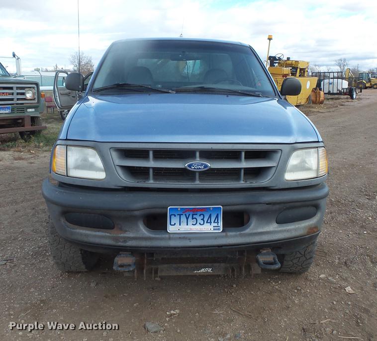 image for item DB8033 1997 Ford F150 pickup truck