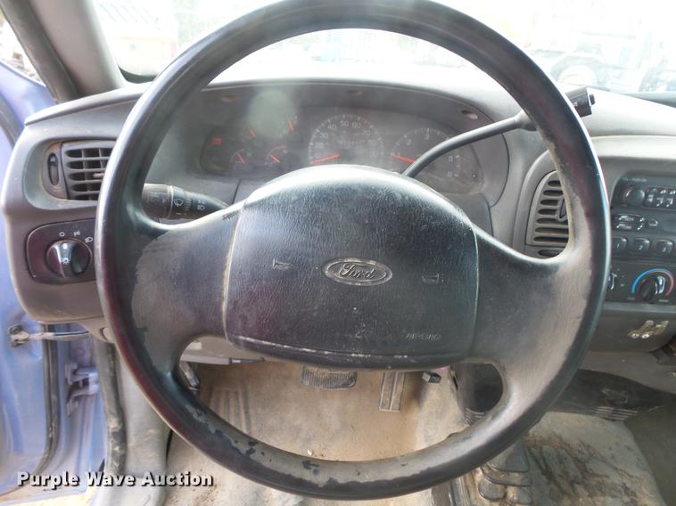 image for item DB8033 1997 Ford F150 pickup truck