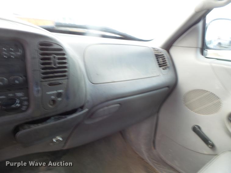 image for item DB8033 1997 Ford F150 pickup truck