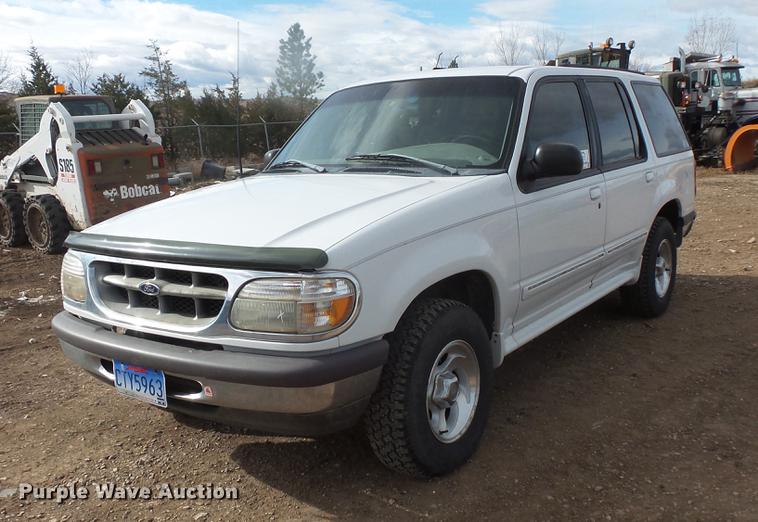 image for item DB8034 1998 Ford Explorer SUV