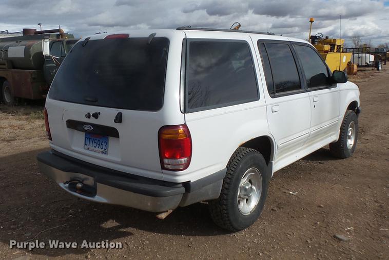image for item DB8034 1998 Ford Explorer SUV