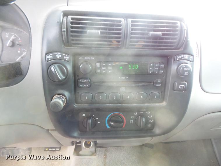 image for item DB8034 1998 Ford Explorer SUV